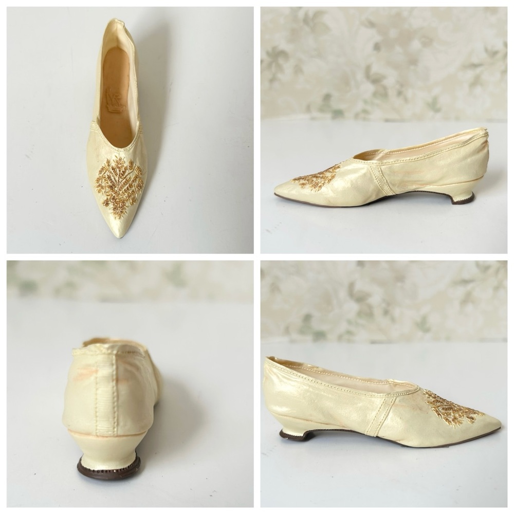 Lovely boxed Just the Right shoe collectible FIRST LADY SLIPPER # 25411